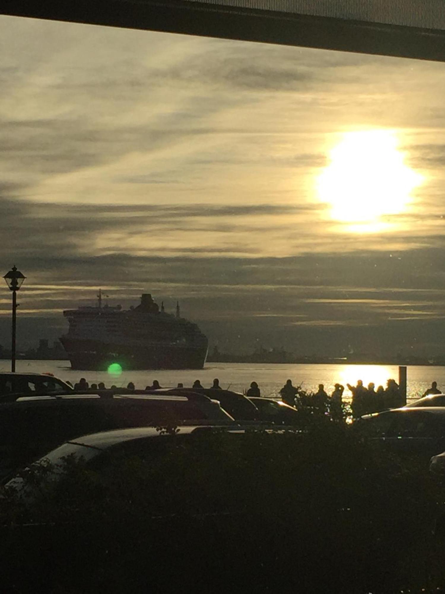 Goeliche Hotel Et Appartement Saint-Laurent-de-l'ile d'Orleans Kültér fotó