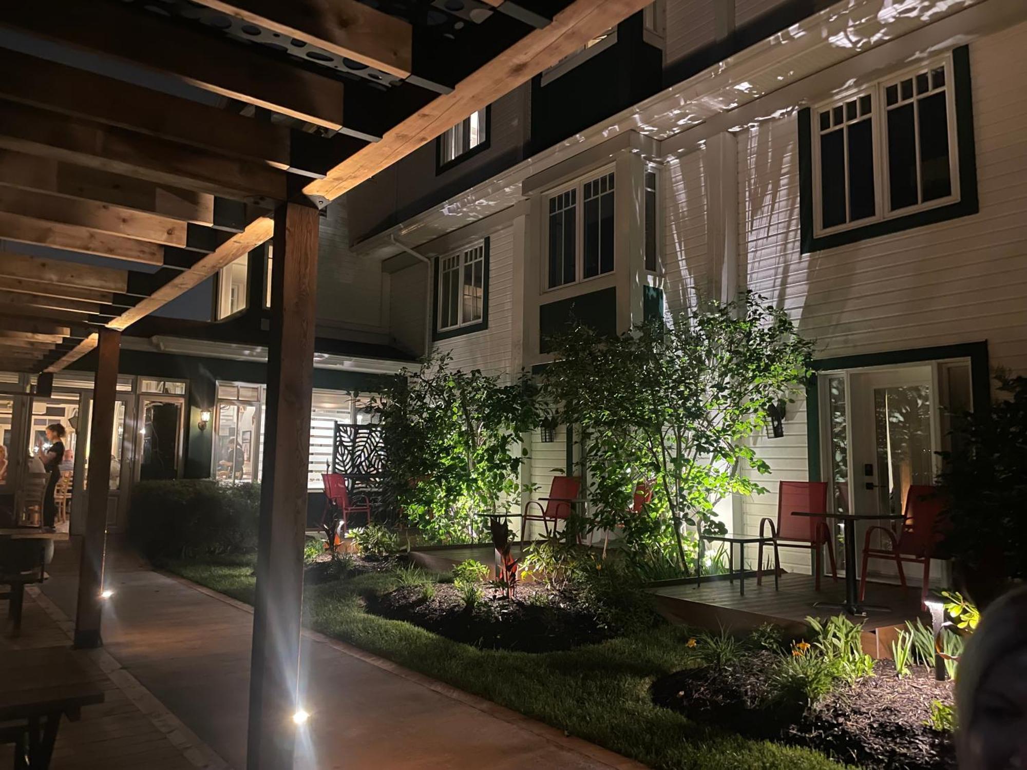 Goeliche Hotel Et Appartement Saint-Laurent-de-l'ile d'Orleans Kültér fotó