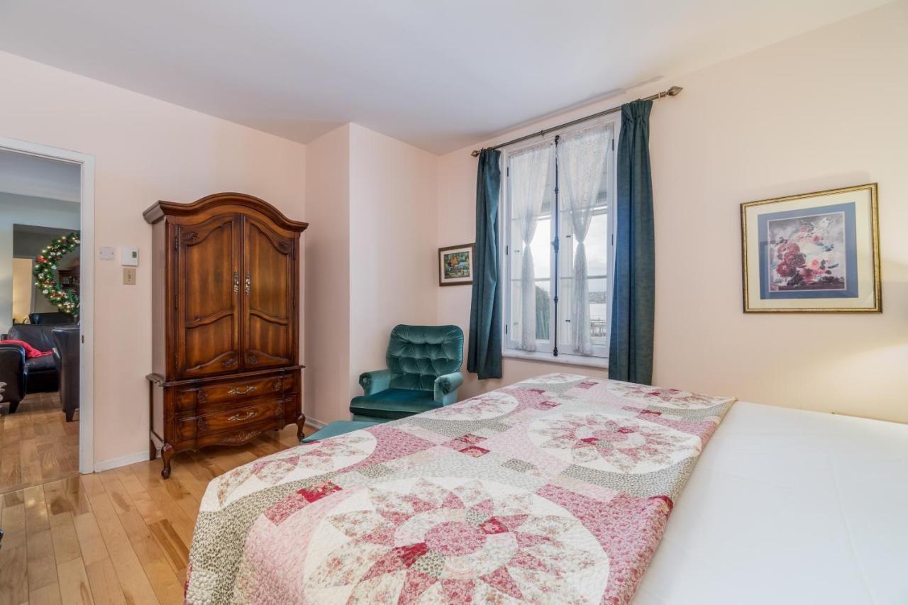 Goeliche Hotel Et Appartement Saint-Laurent-de-l'ile d'Orleans Kültér fotó